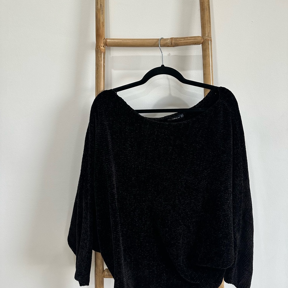 Zara Black Off the Shoulder Velvet Sweater